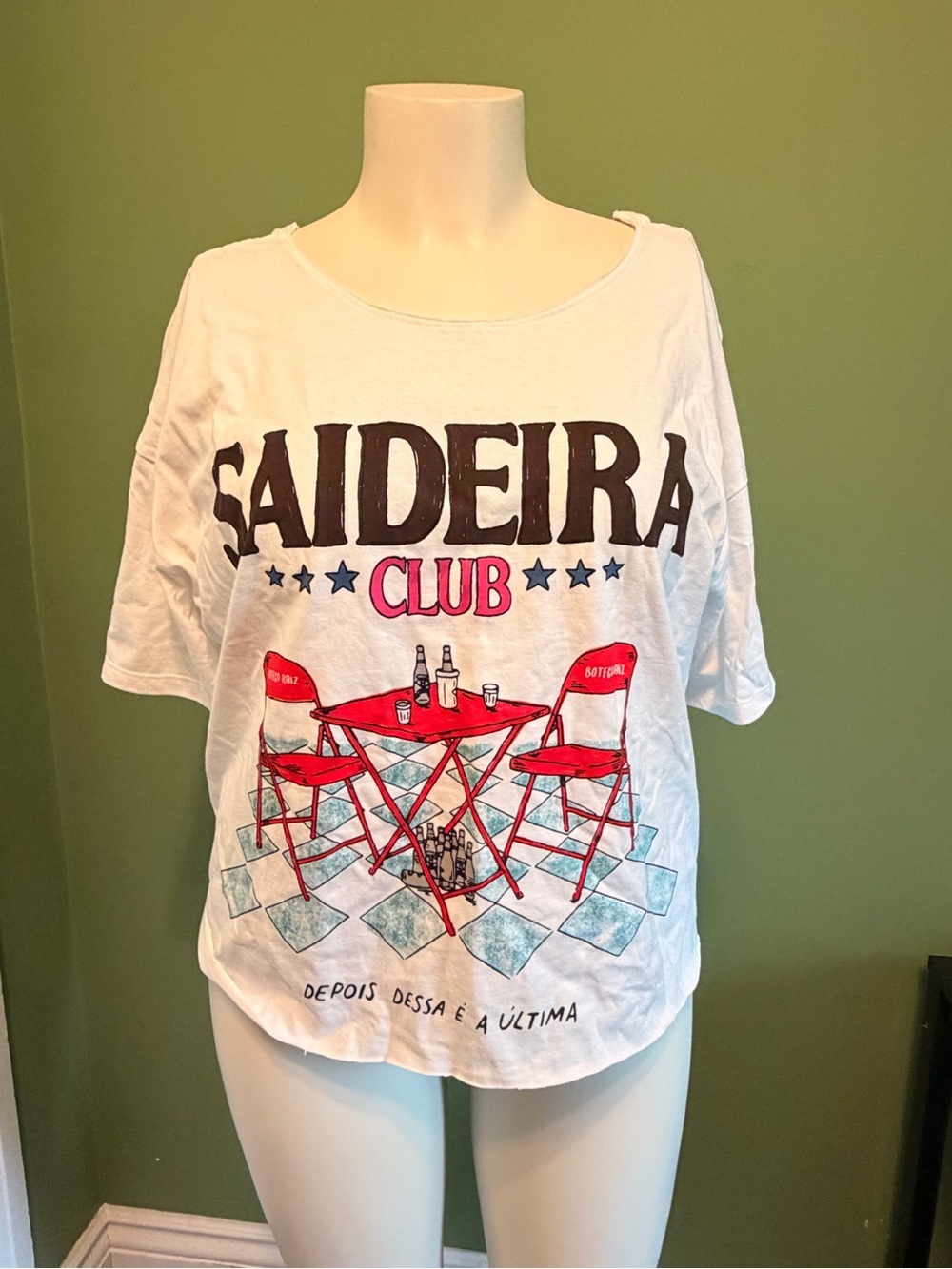 Saideira Club Short Sleeve Graphic Tee - White with Red Accent